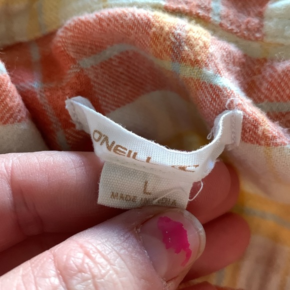 O’Neill plaid orange yellow beige long sleeve button down flannel top - Picture 6 of 6